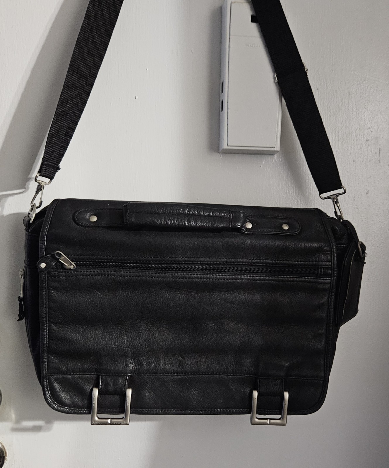 Laptop Briefcase Bag Canyon Outback Leather Goods  Black 18x12