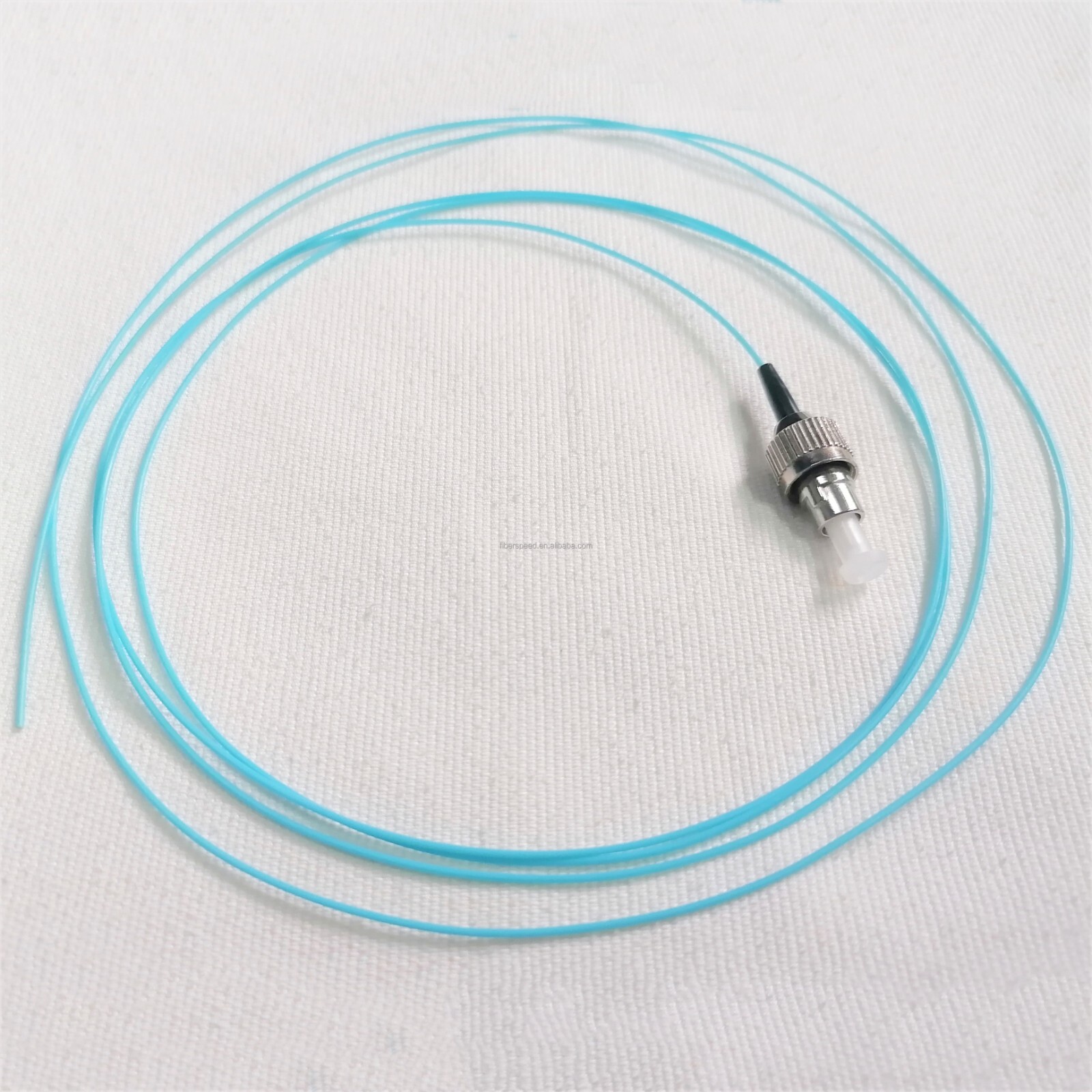 10pcs Multimode OM3 Single Core FCUPC 0.9mm 12 color 1.5m Optical Fiber Pigtail