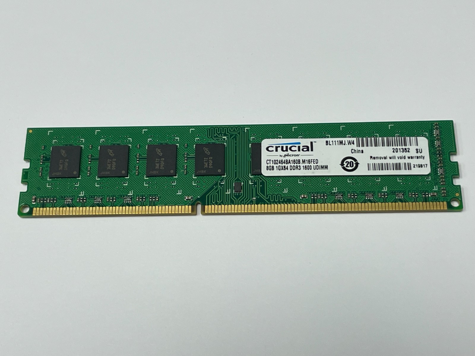 Crucial 8GB (1-Stick) PC3-12800 DDR3 1600 UDIMM Memory CT102464BA160B.M16FED