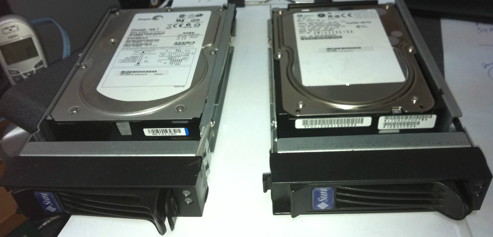 11x SUN X9256A 73.4GB 10000 RPM P/N: 370-6689 Hard Disk Drive with SUN Tray