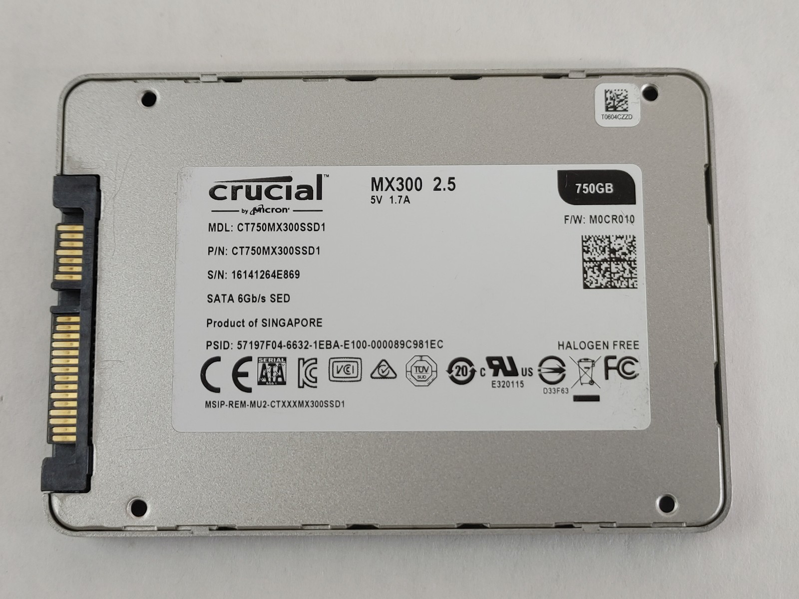 Crucial MX300 CT750MX300SSD1 750 GB SATA III 2.5 in Solid State Drive