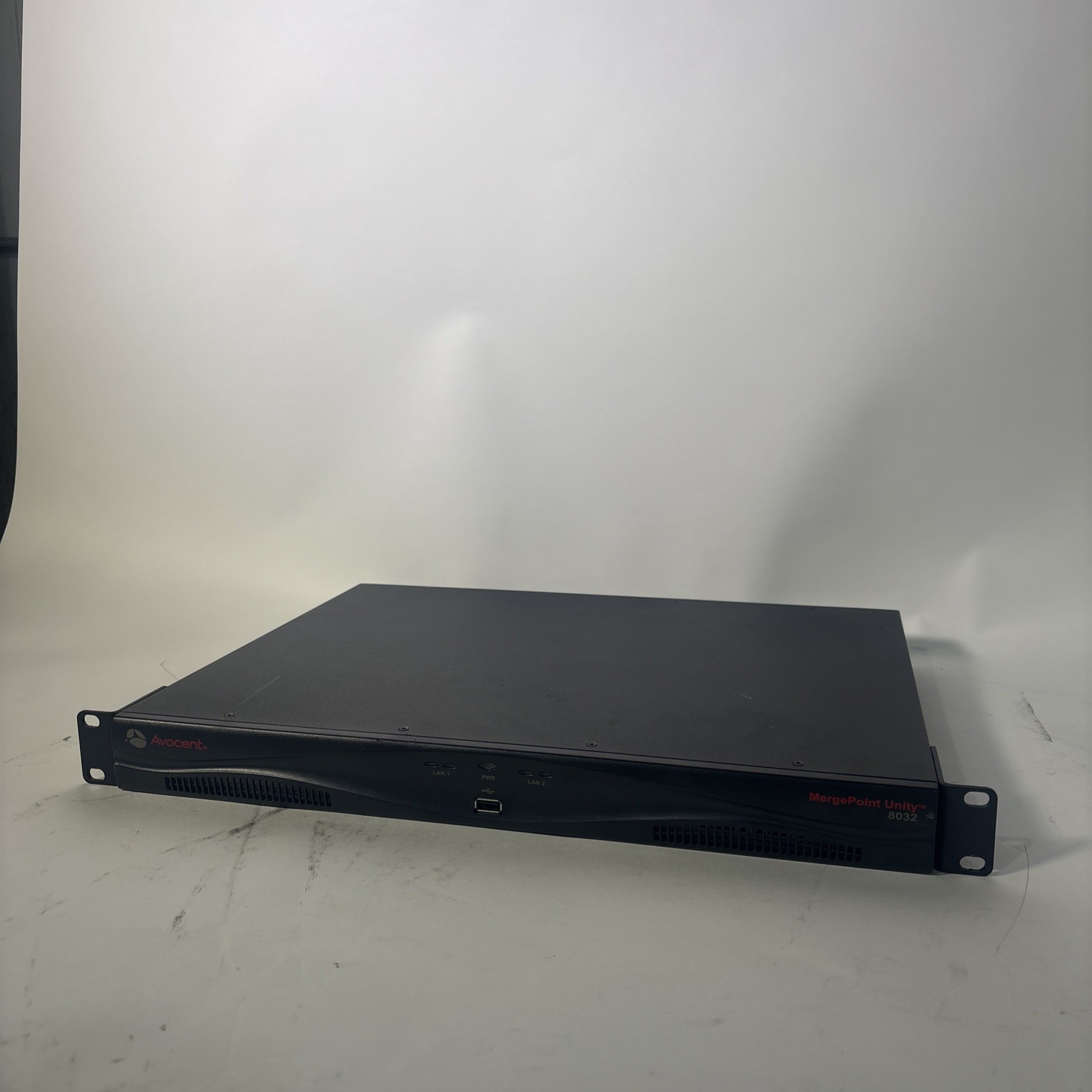 Avocent 520-596-512 MPU8032DAC MergePoint Unity 8032 32 x Ports RJ-45 + 1 x Port