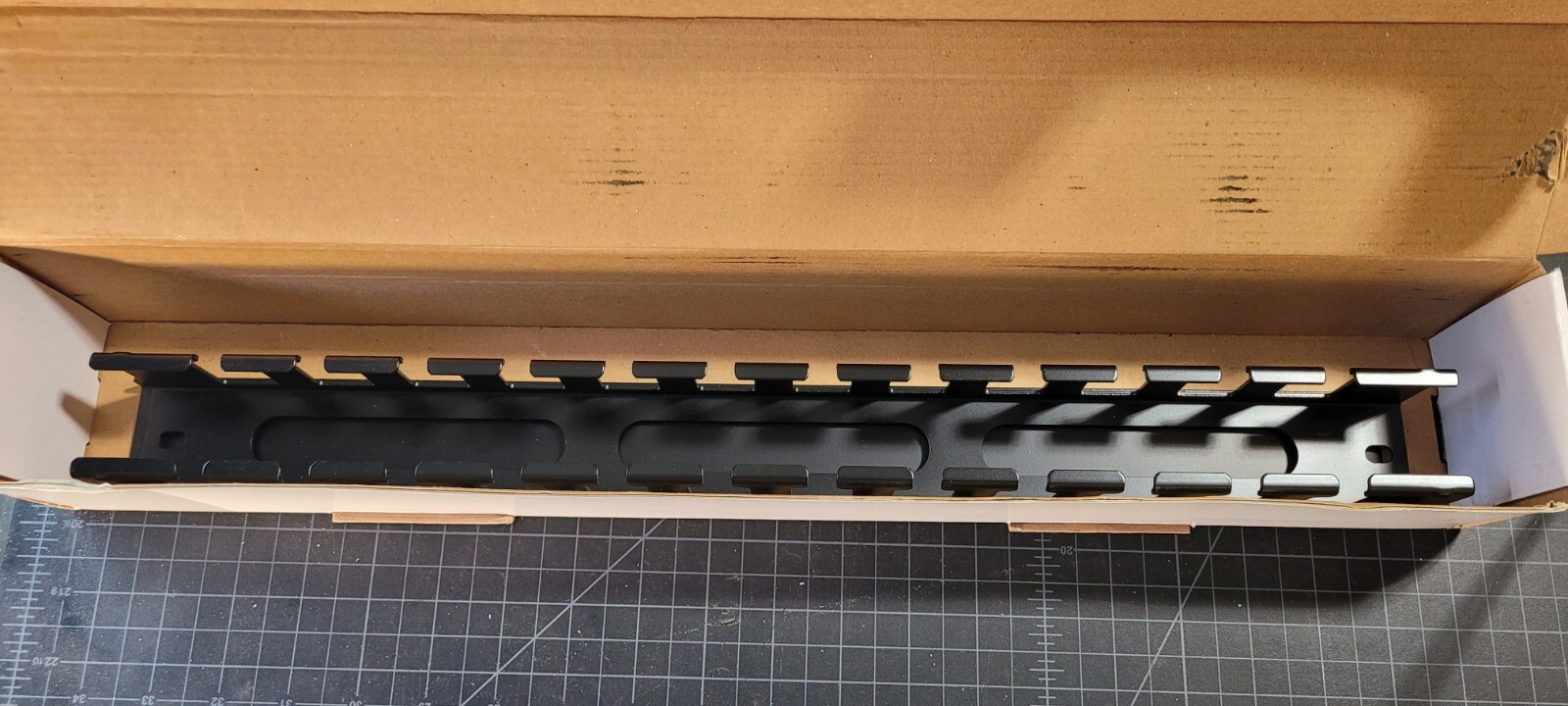 Hyperline CM-1U-ML-COV 1U Metal Cable Manager