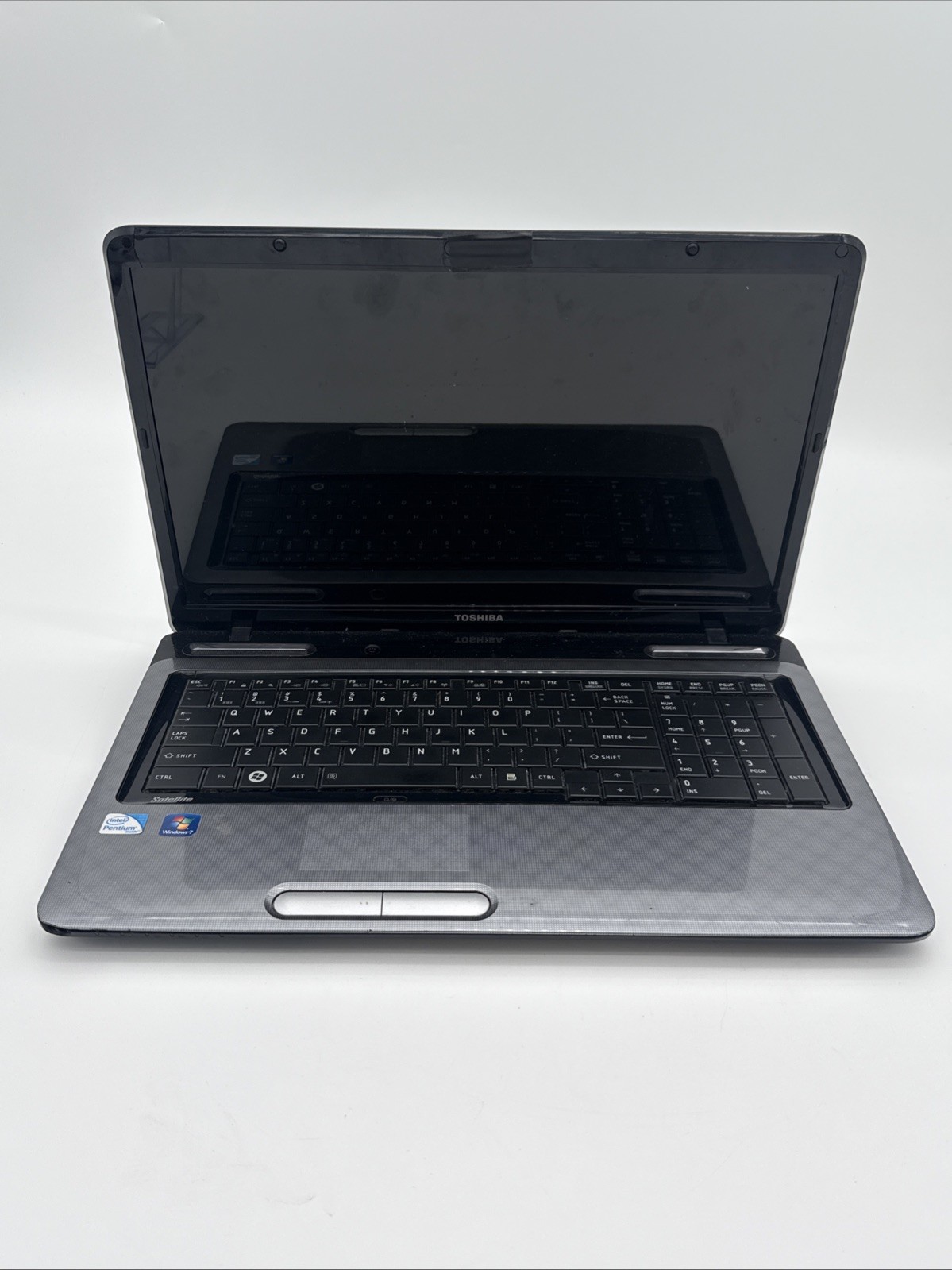 Toshiba Satellite L775-S7307 17.3 intel Laptop No RAM HDD AS-IS Parts Only