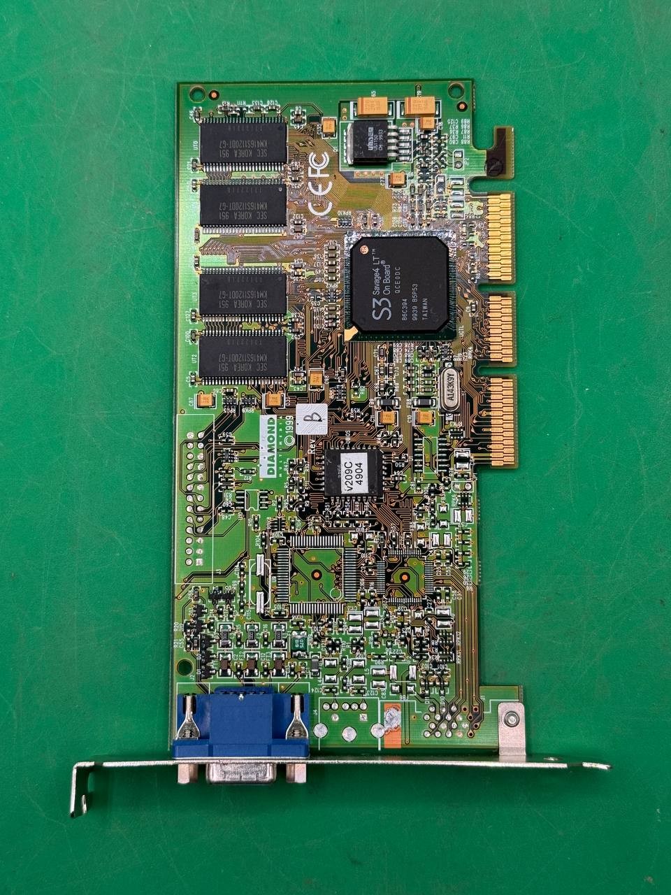 Diamond Stealth III S520 S3 Savage4 LT AGP VGA Video Card 8MB TC
