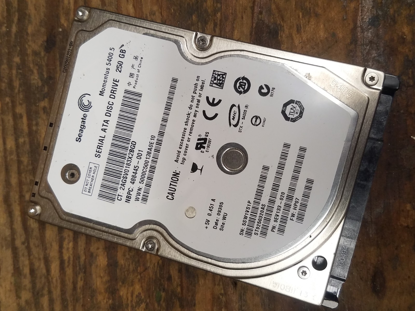 Seagate Momentus 5400 250GB Laptop Hard Disk Drive HDD ST9250320AS 9EV133-020