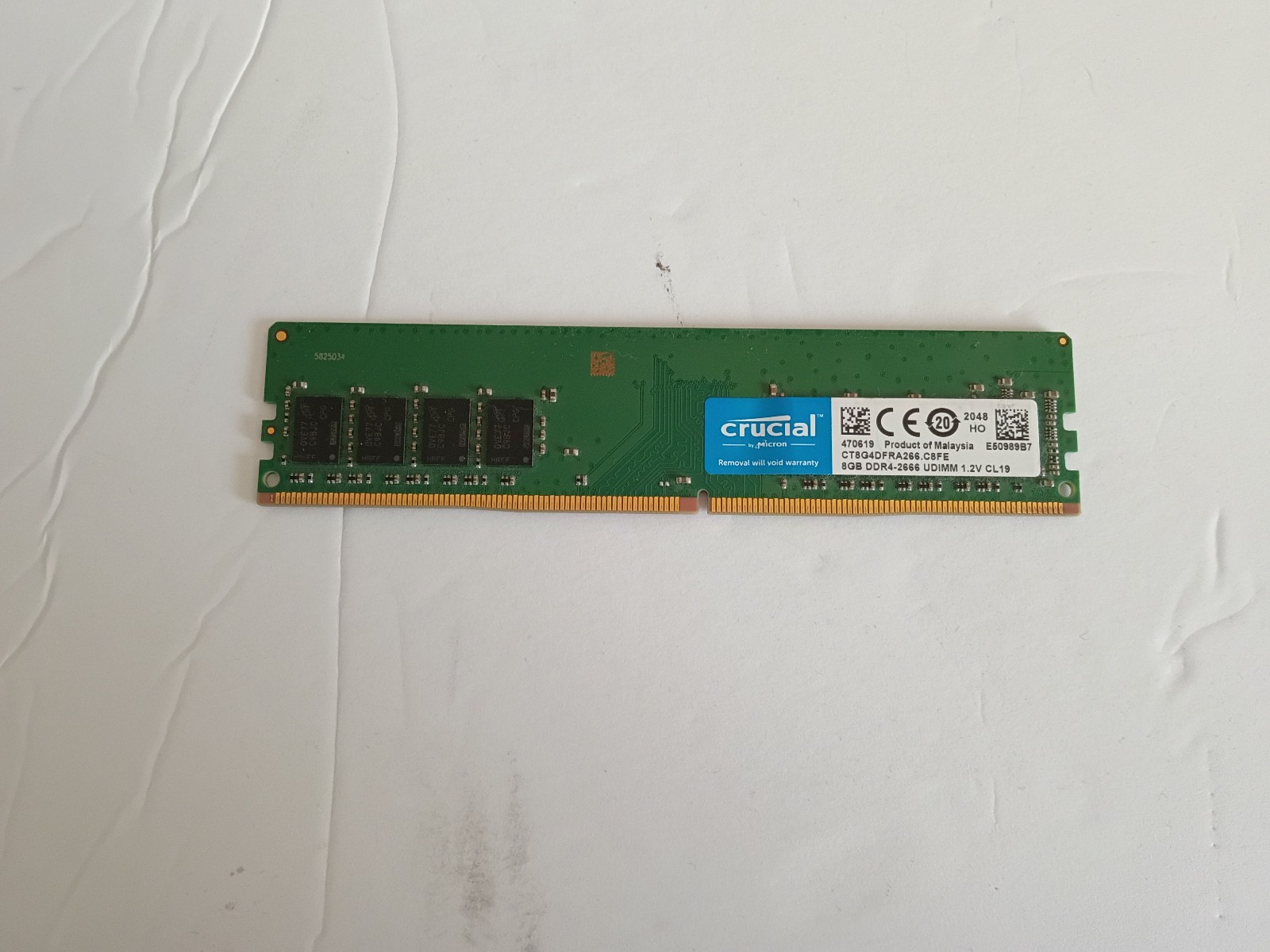 Crucial 8GB (1 x 8GB) PC4-21300 (DDR4-2667) Desktop Memory Circa. 2021 - USED