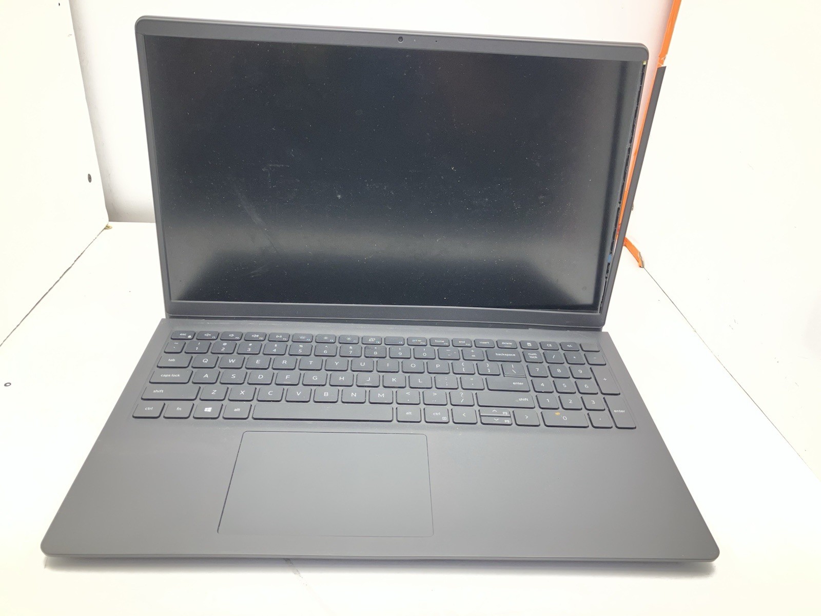 Dell Inspiron 3511 15.6" i7-1165G7 2.6GHz 12GB RAM NO OS NO SSD BROKEN FRAME