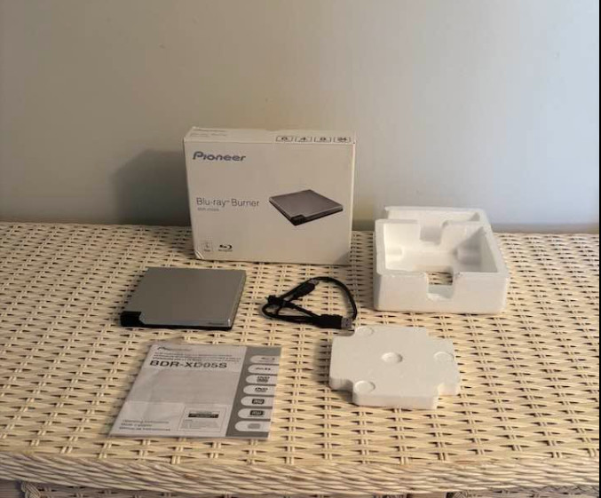 Pioneer BDR-XD05S Portable UBS 3.0 Blu-Ray BD/DVD/CD Writer Slim Drive -  Tested