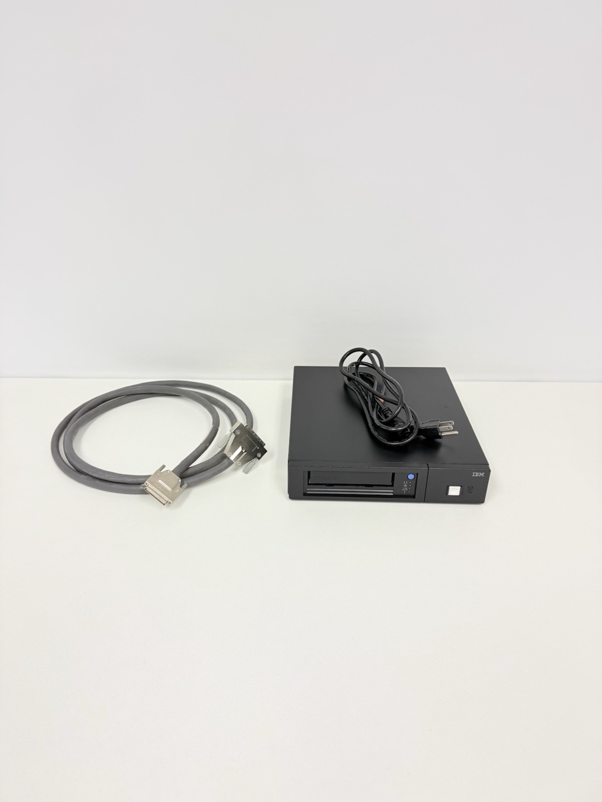 IBM 23R9550 3580 H3L LTO-3 HH LVD External SCSI Tape Drive Ultrium 3 Untested