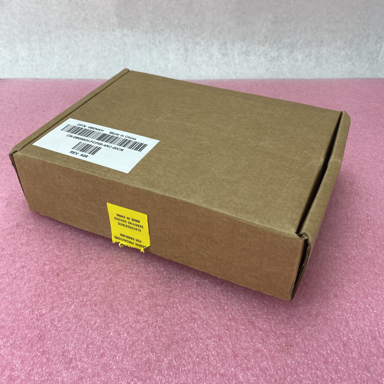 Dell 0M0NKH Network Adapter 