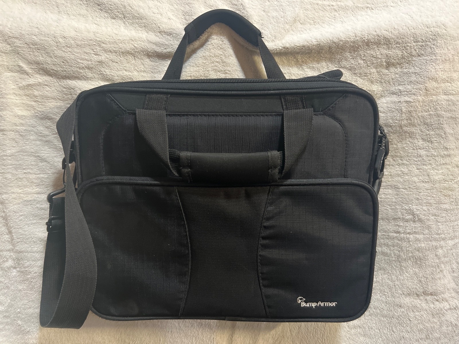 BUMP ARMOR Metro Deluxe 13” Notebook Bag, Tablet Padded Carry Case with Strap