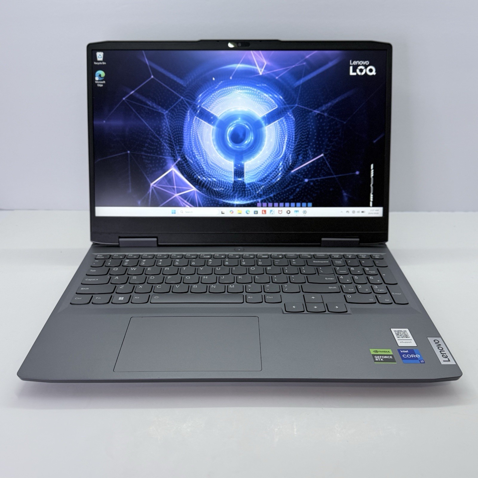 Lenovo LOQ 15 15IRH8 15.6" i7-13700H 2.4GHz 32GB RAM 2TB SSD GeForce RTX 4060