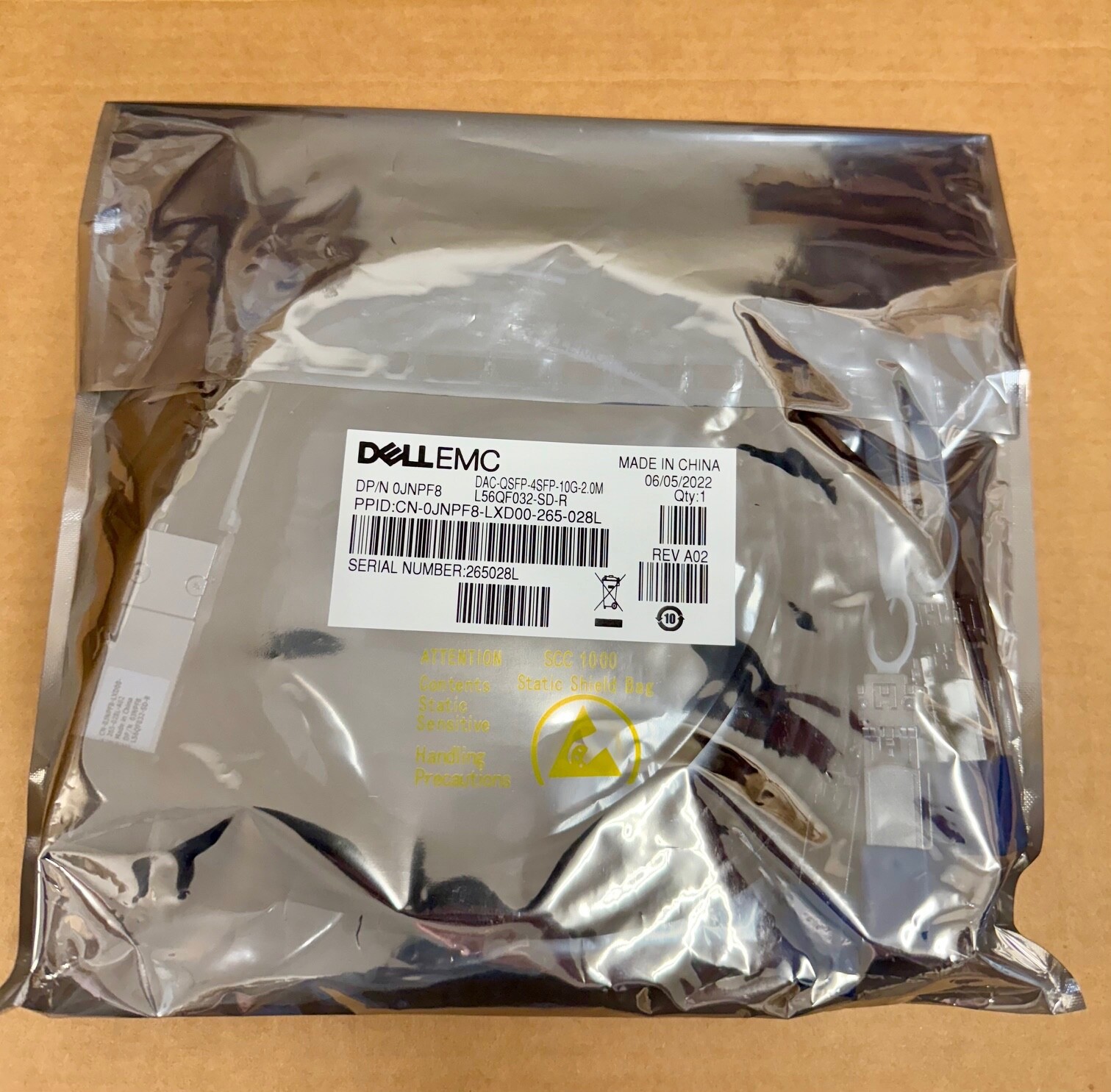 NEW SEALED Dell DAC-QSFP-4SFP-10G-2M 40G QSFP+ to 4x10G SFP+ JNPF8