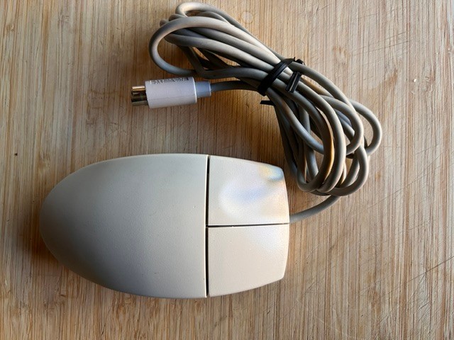Vintage Logitech 2 Button PS/2 Mouse model M-S34