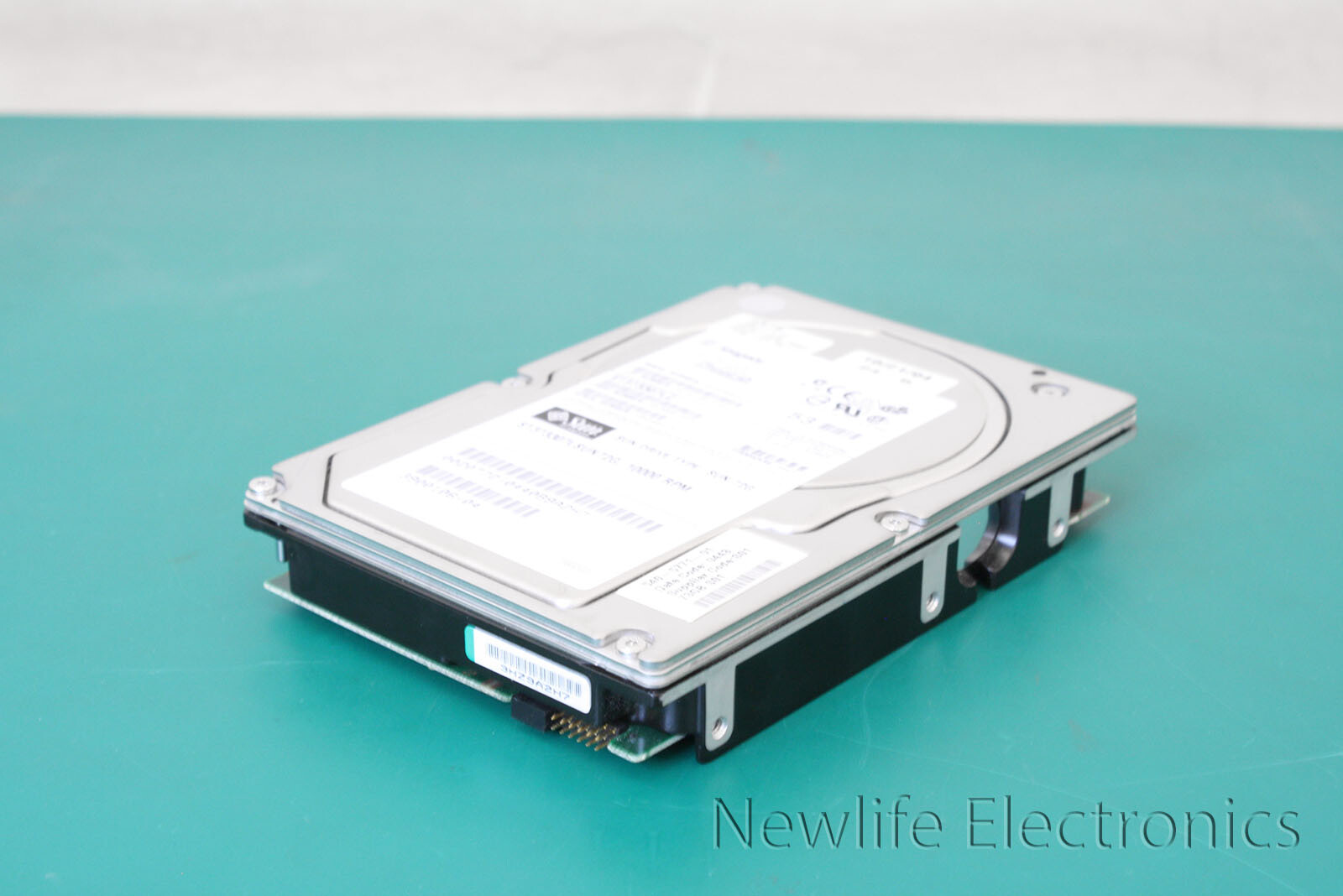 Sun Microsystems 3900106-04 72GB 10,000 RPM 3.5 in. Ultra320 SCSI HDD