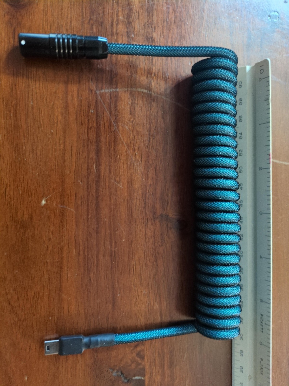 CableMod Coiled Keyboard Cable (Blue with Slimline Connector - Mini USB)