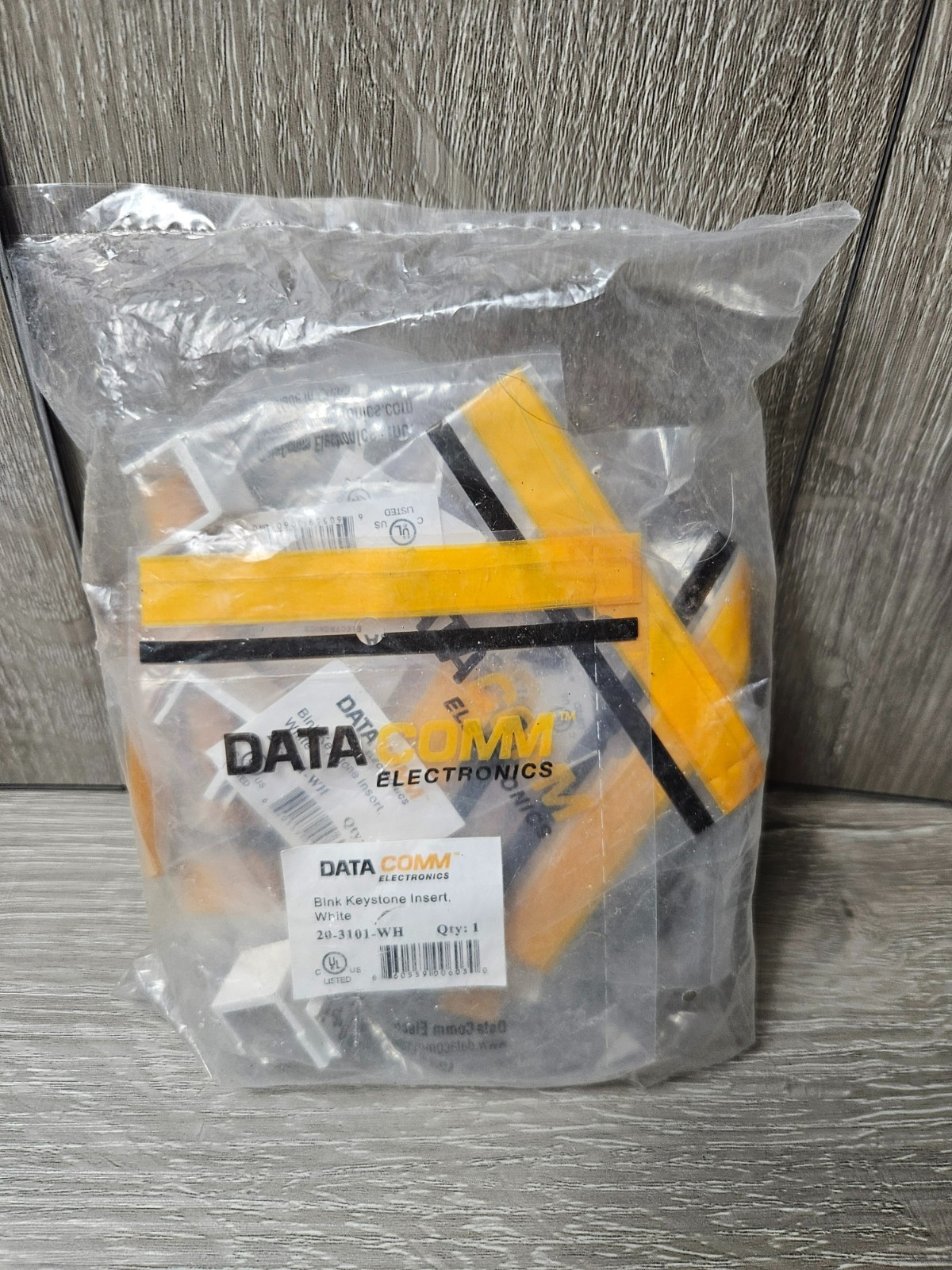 NEW 1 pack (10pcs) DataComm 20-3101-WH Keystone Blank Insert White
