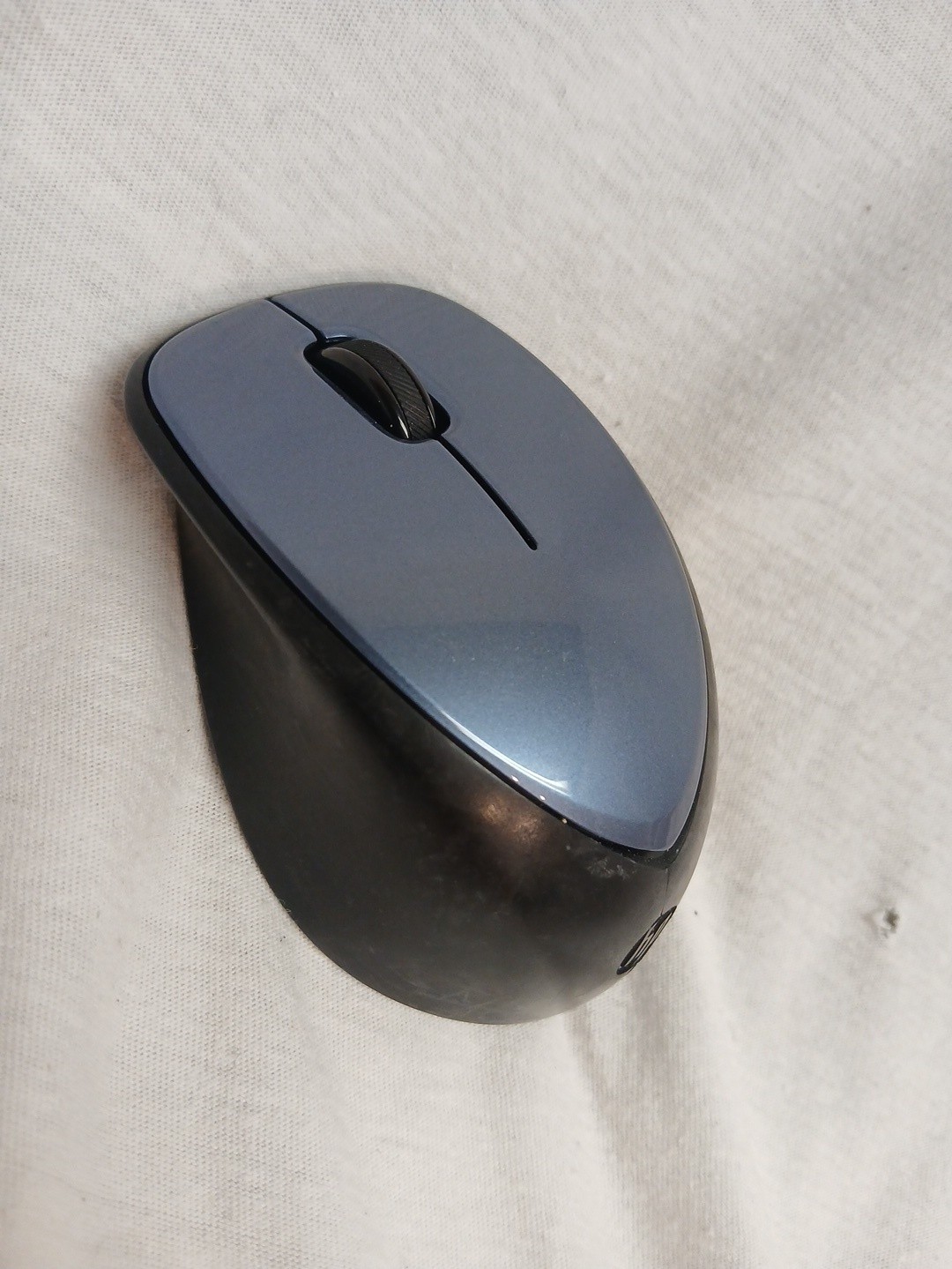 HP x4000 Wireless Mouse H1D34AA Blue LED NO USB Receiver