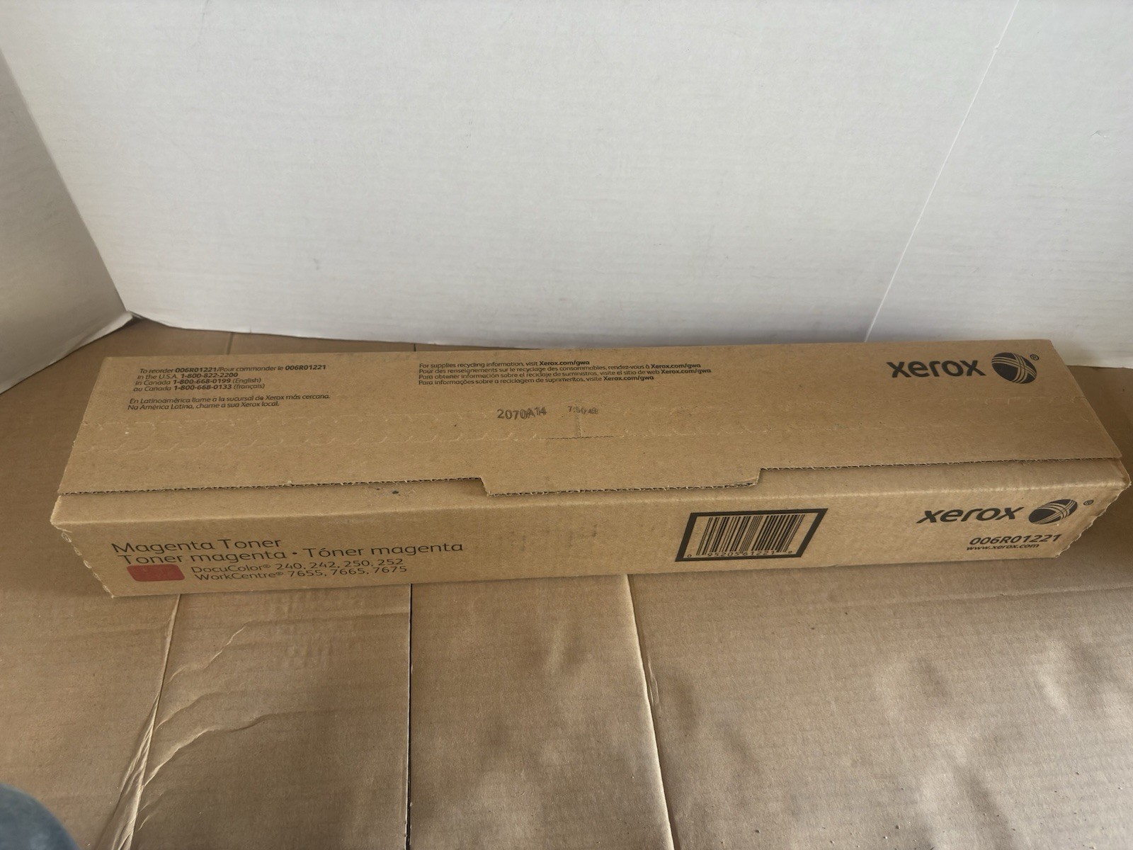 New Genuine Xerox 006R01221 Magenta Toner Cartridge