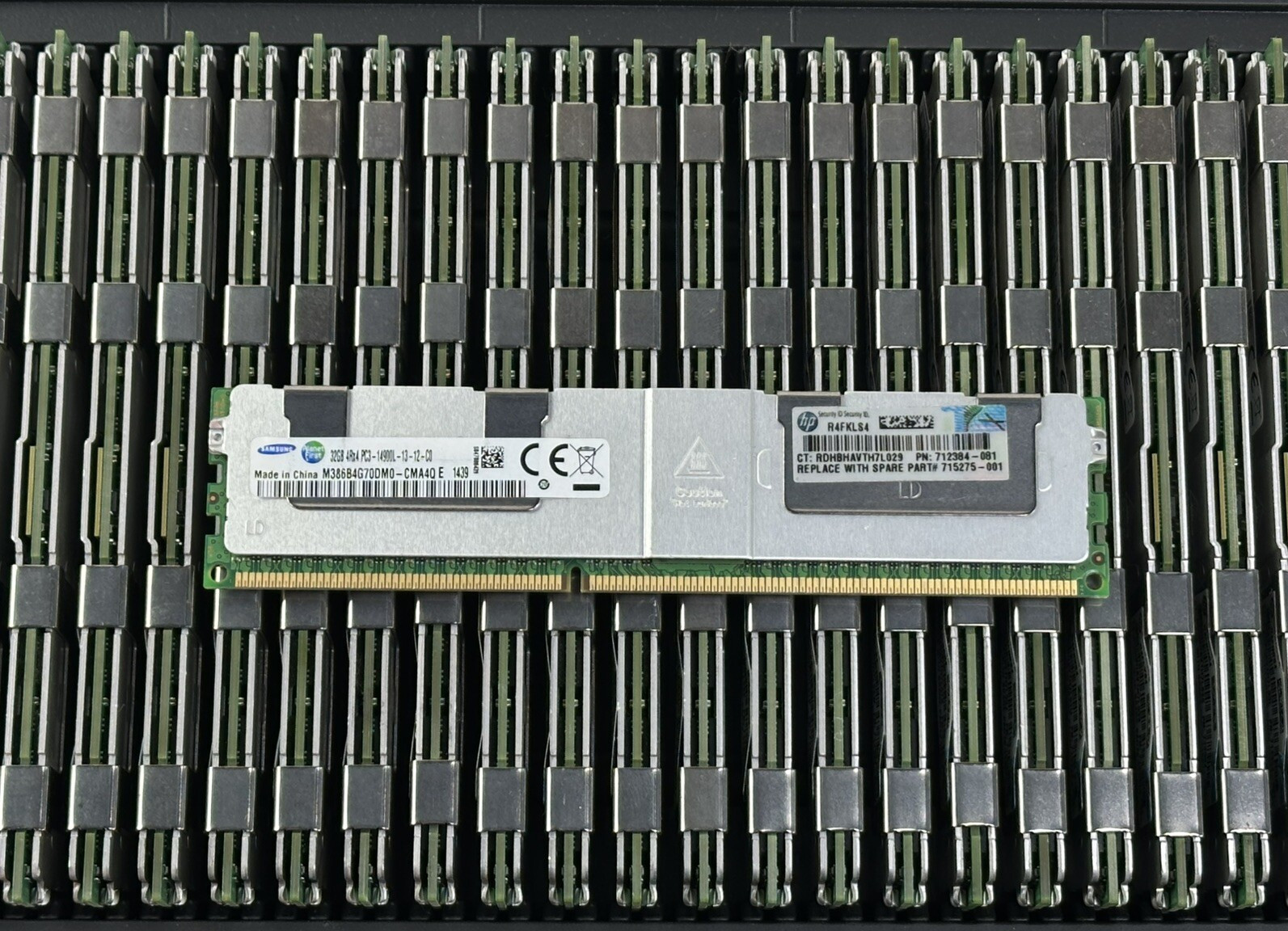 HP Genuine 1x 32GB 4Rx4 PC3-14900L ECC Load Reduced Quad Rank RAM Memory Server