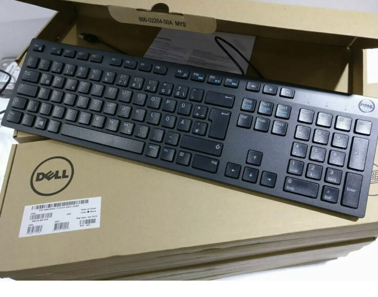 Dell USB Wired Keyboard - Black KB216d - New in Box   Slim Keyboard