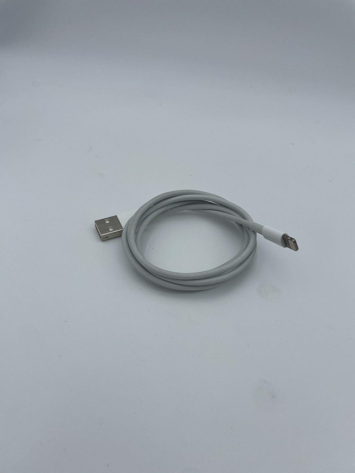 OEM Apple USB Charger Cable Cord Charger for Apple iPhone iPod 3ft White GENUINE