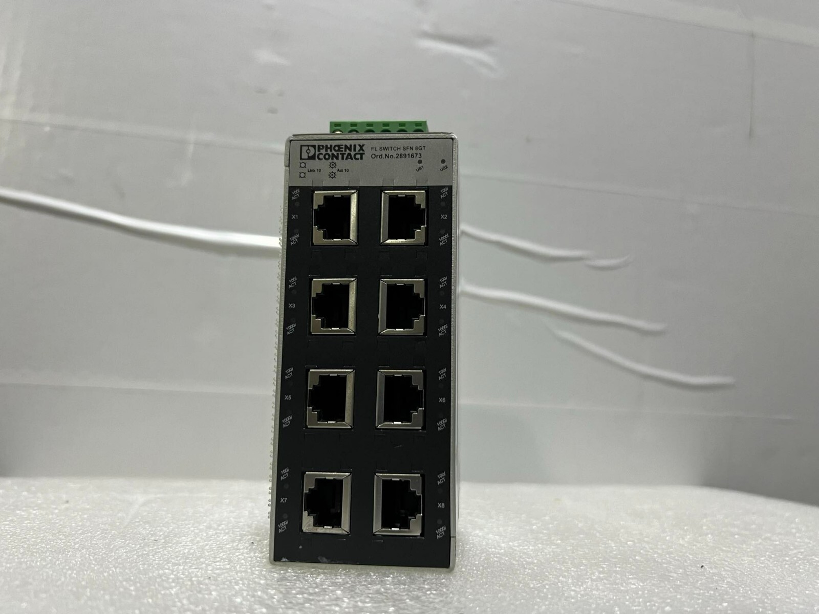 PHOENIX CONTACT SWITCH FL SFN 8GT DIN Industrial Gigabit Ethernet 8-Port 2891673