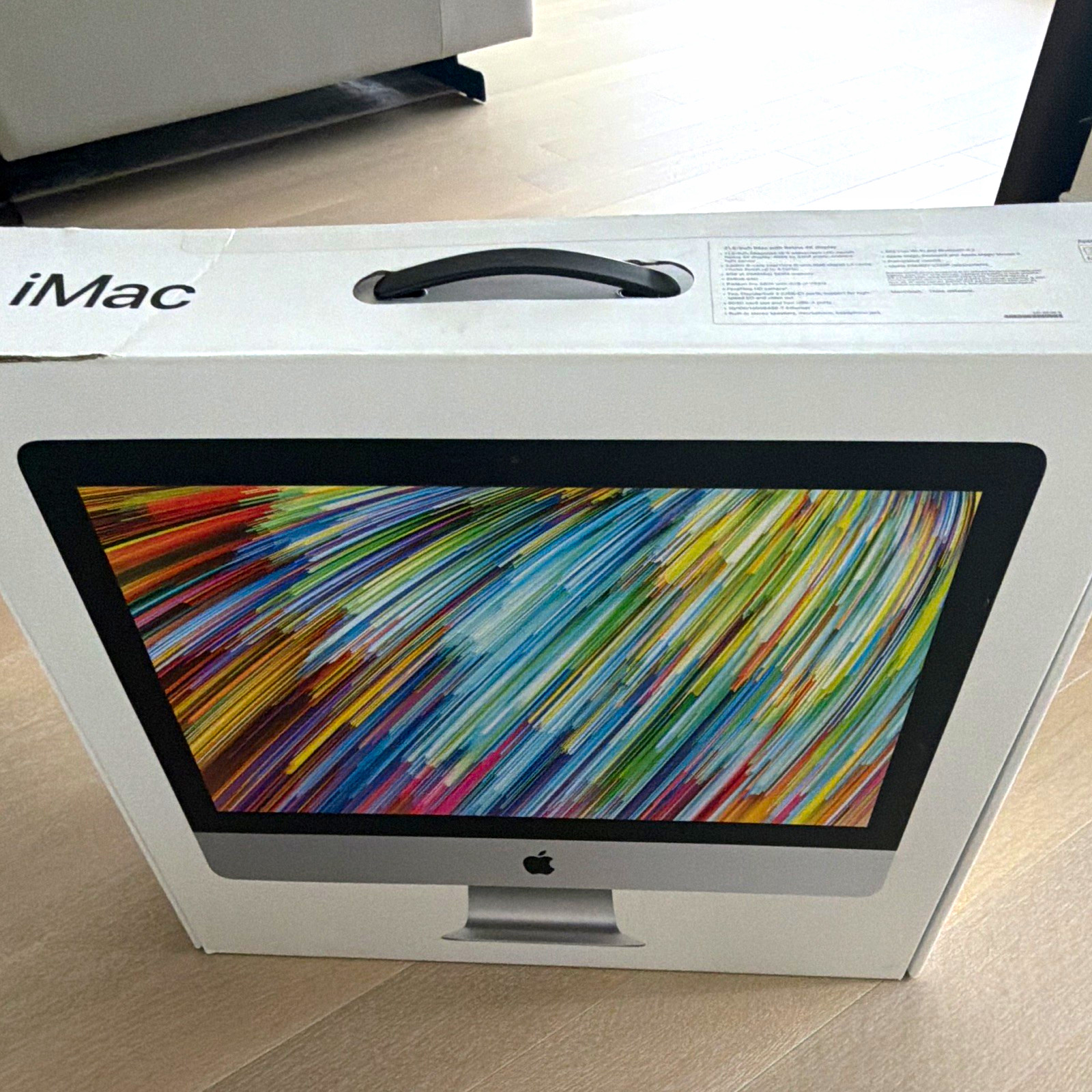 Apple iMac 21.5in Retina 4K 2020 i5 3.0GHz 8GB 256GB SSD 560X Silver KB