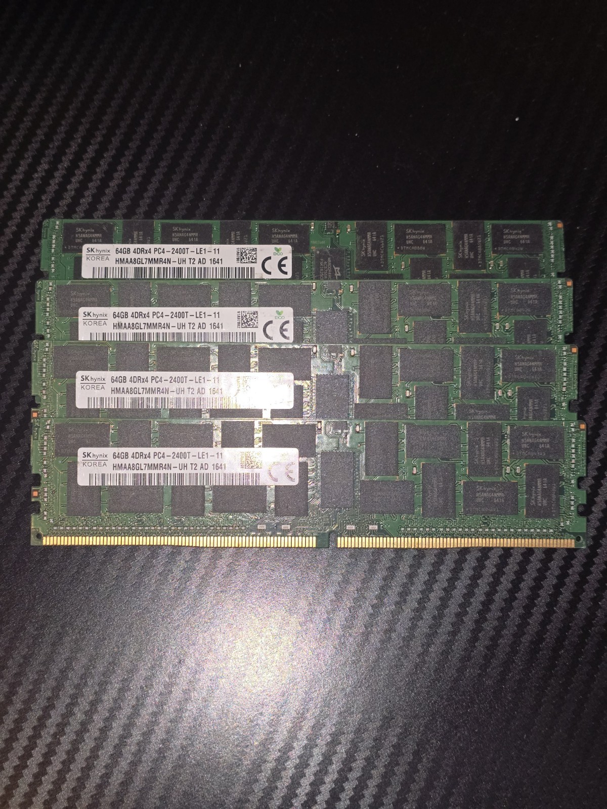 SK Hynix 256GB (4x32GB) PC4-2400T DDR4 RAM HMAA8GL7MMR4N - UH