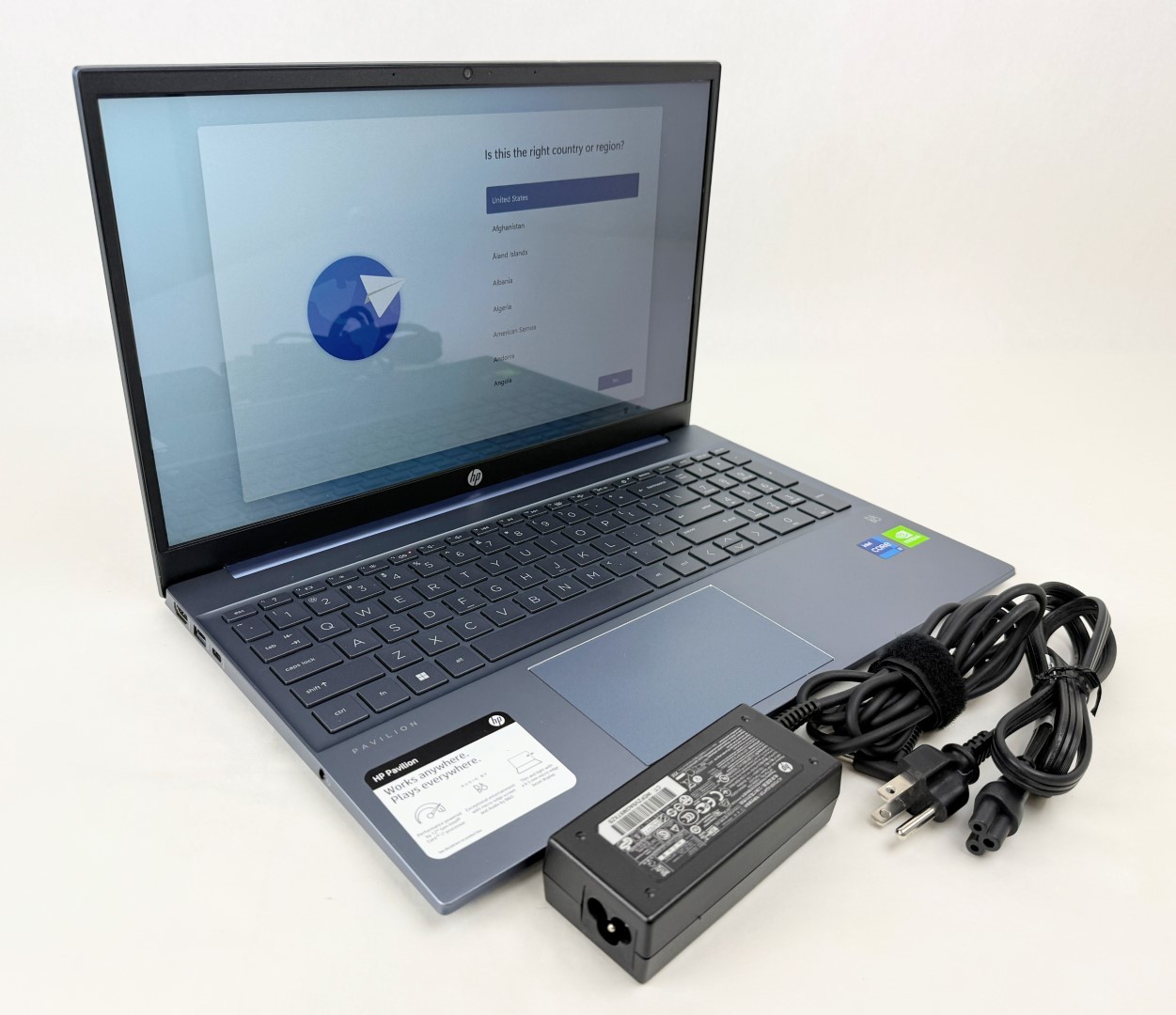 HP Pavilion 15-eg2373cl 15.6" FHD Touch i7-1255U 16GB 1TB SSD MX550 W11H