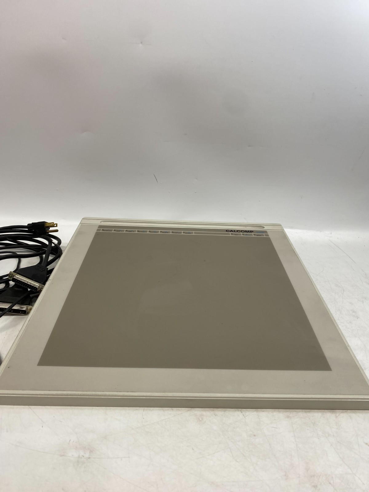 GTCO CALCOMP 2500 Digitizer Tablet- Powers on