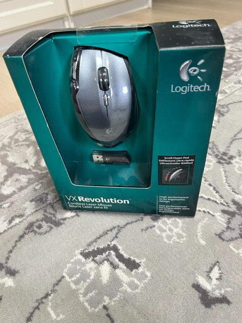 Logitech VX Revolution Cordless Laser Mouse