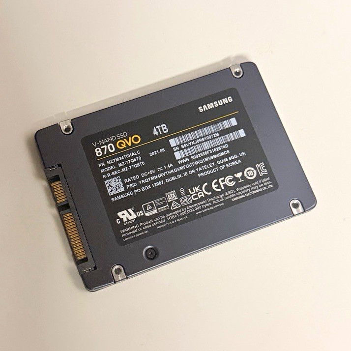 Samsung 870 QVO 4TB 2.5" SATA III Internal SSD Gray MZ-77Q4T0