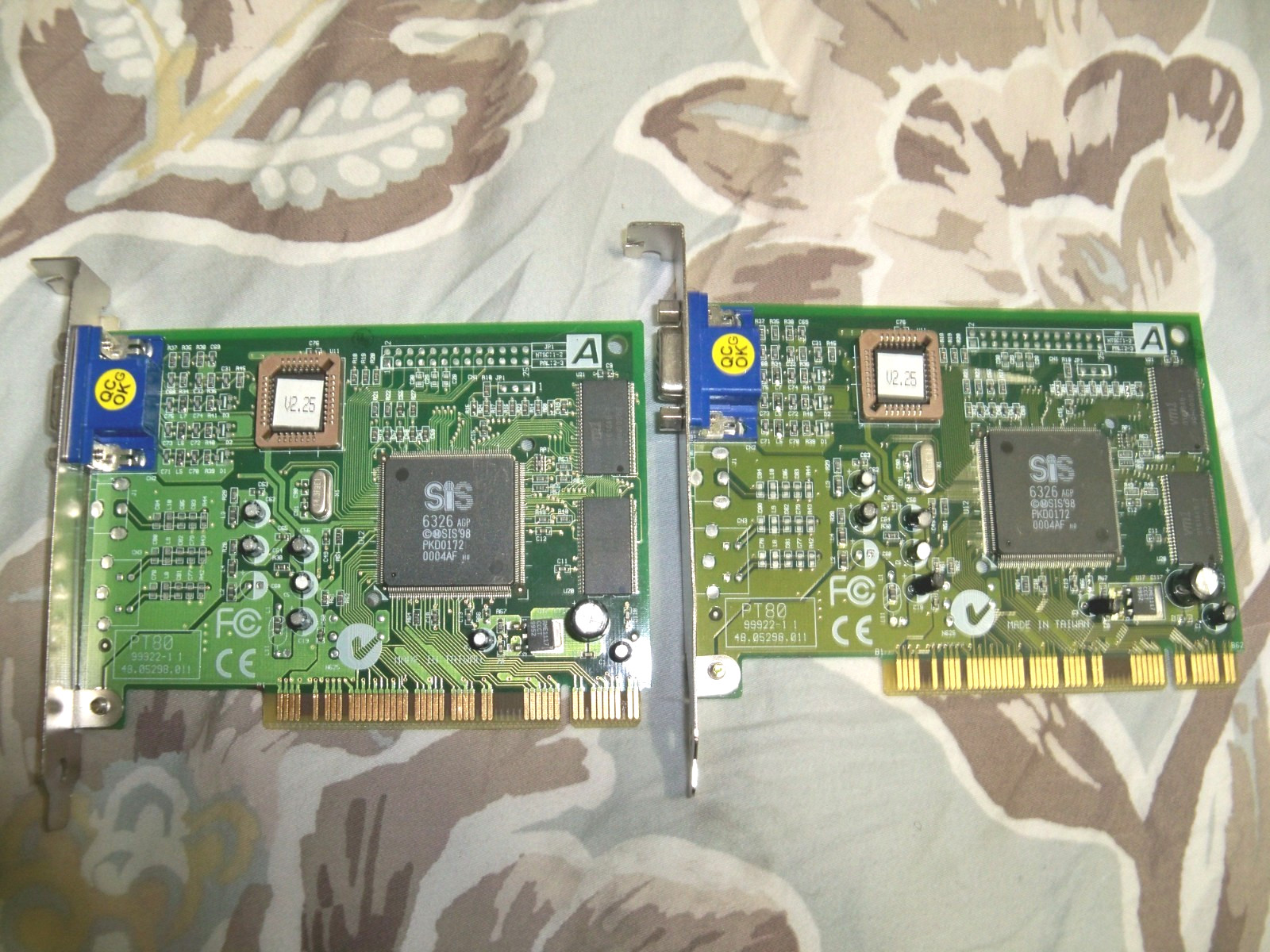 ACER AOPEN PT80 SIS 6326 4 MB Vintage PCI VGA Video Card 99922-1 Lot of 2 TESTED