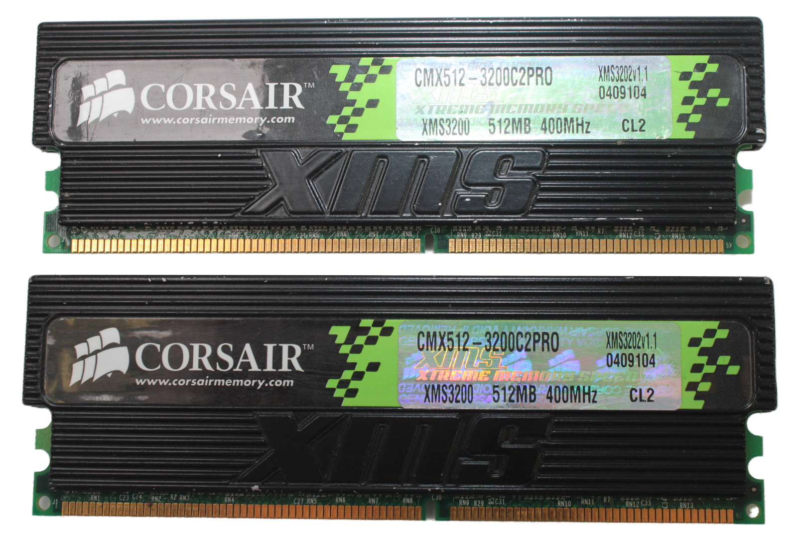 Corsair XMS PRO 1GB (2 x 512MB) 400MHZ DDR1 184-pin Desktop RAM CMX512-3200C2PRO
