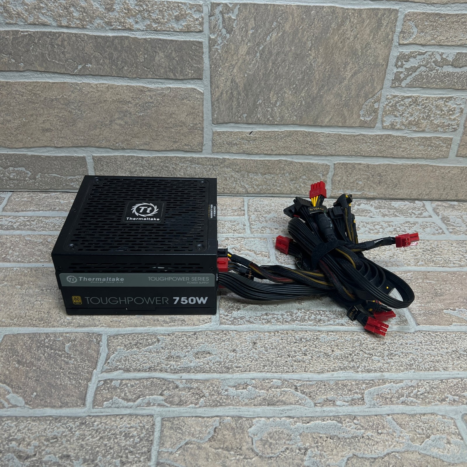 Thermaltake Toughpower 750W 80 Plus Gold Modular PSU TP-750AH3CCG-B