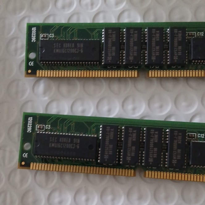 SWS 16MB Kit (2x8MB) 168-Pin DIMM SDR SDRAM PC-90 Total 16MB Memory