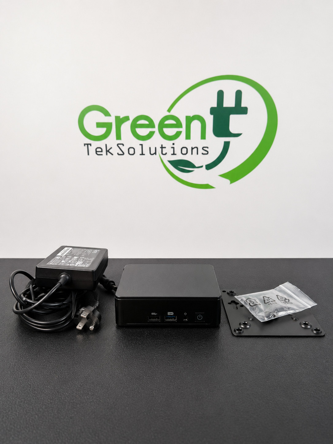 Intel NUC 13 Pro NUC13ANKi5 i5-1340P 8GB 250GB NVMe Mini PC Win 11 Pro