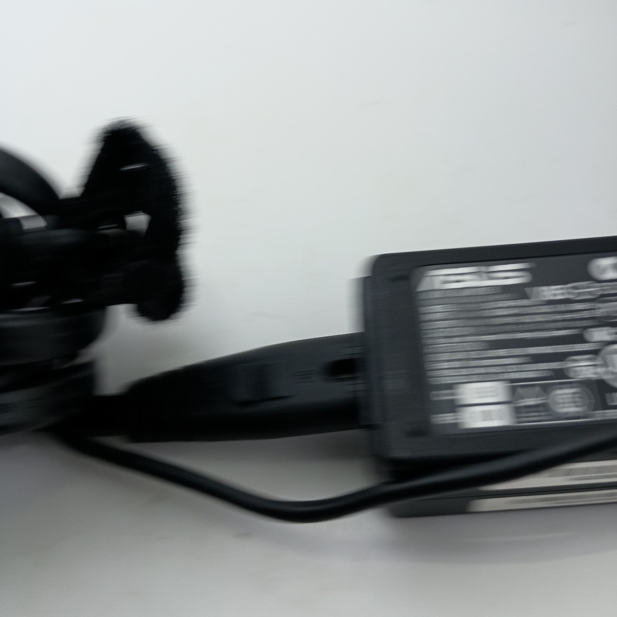 #H) Genuine ASUS ADP-40PH AB Power Supply AC Adaptor 19v 2.1A