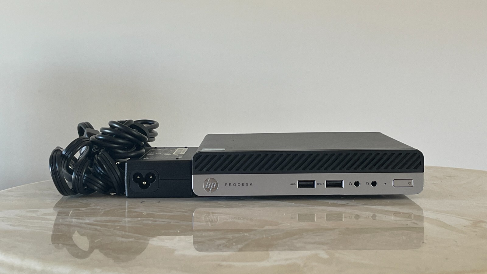 HP Business Mini Desktop ProDesk G5 9th Gen i5-9500T 16GB 256GB M.2 SSD