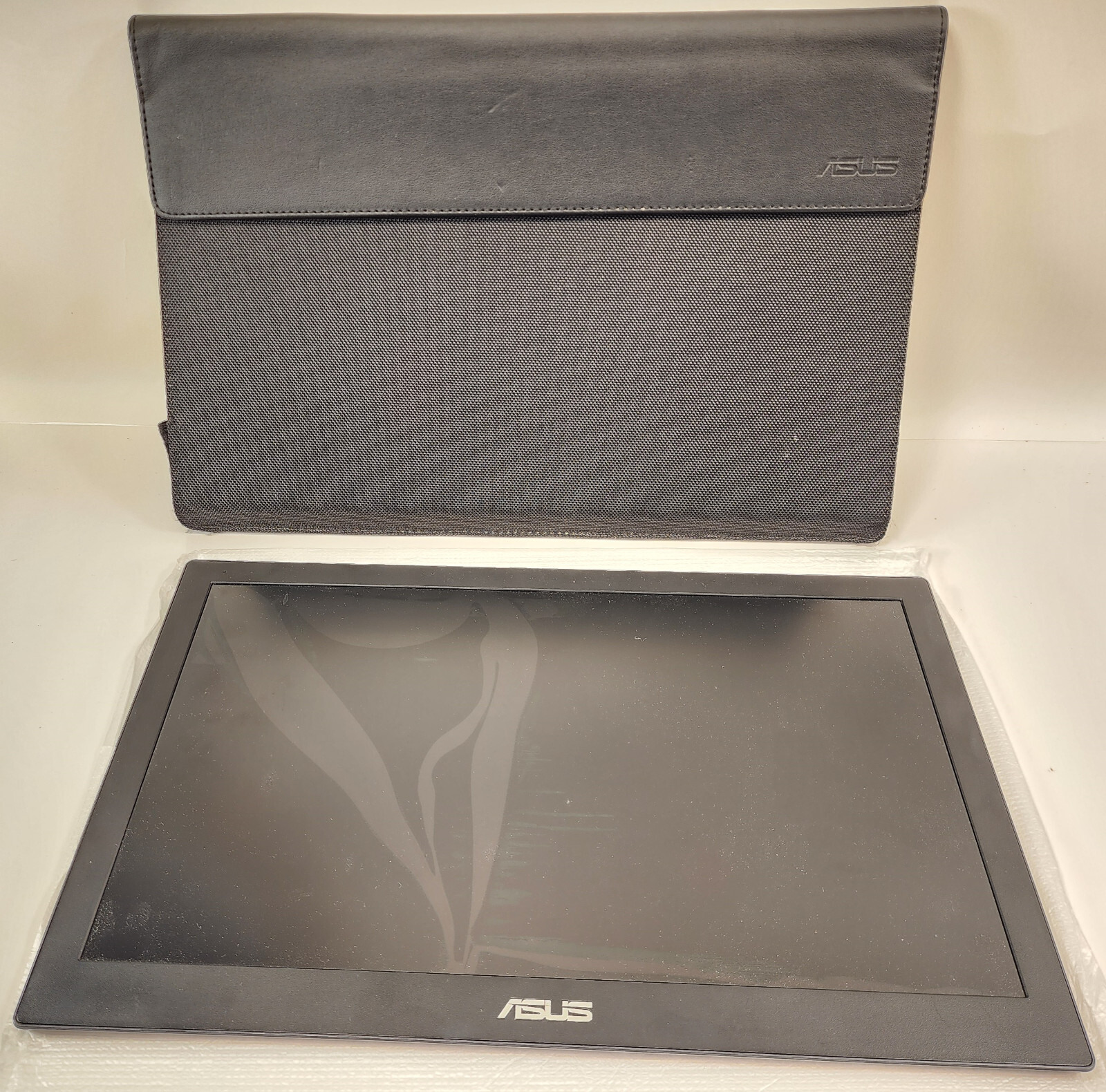 FOR PARTS: Turns On ASUS MB169 15.6" Full HD 1920x1080 Black Includes Case
