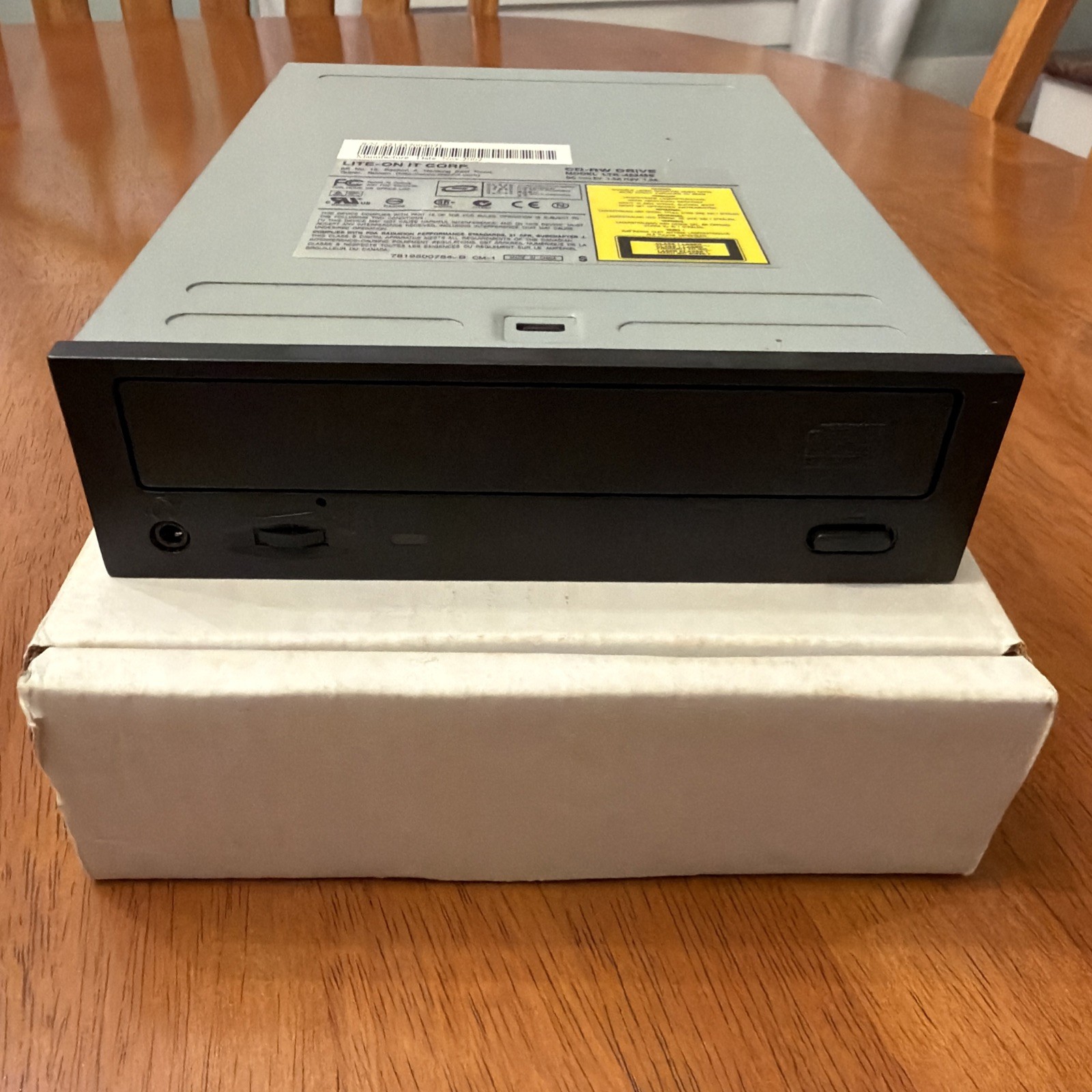 LiteOn CD-RW Drive - LTR 48246S LITE-ON
