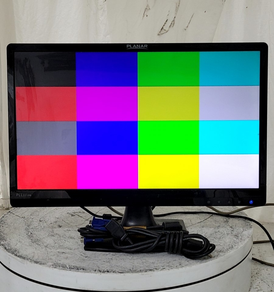 Planar PLL2210W 997-6897-00 LCD Monitor 22" DVI VGA GRADE B
