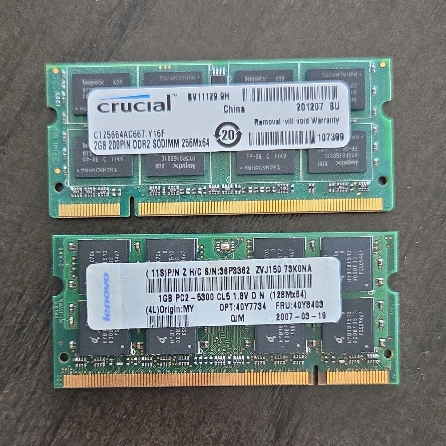 Crucial Lenovo Qimonda DDR2 SO-DIMM 200-Pin PC2-5300 2GB 