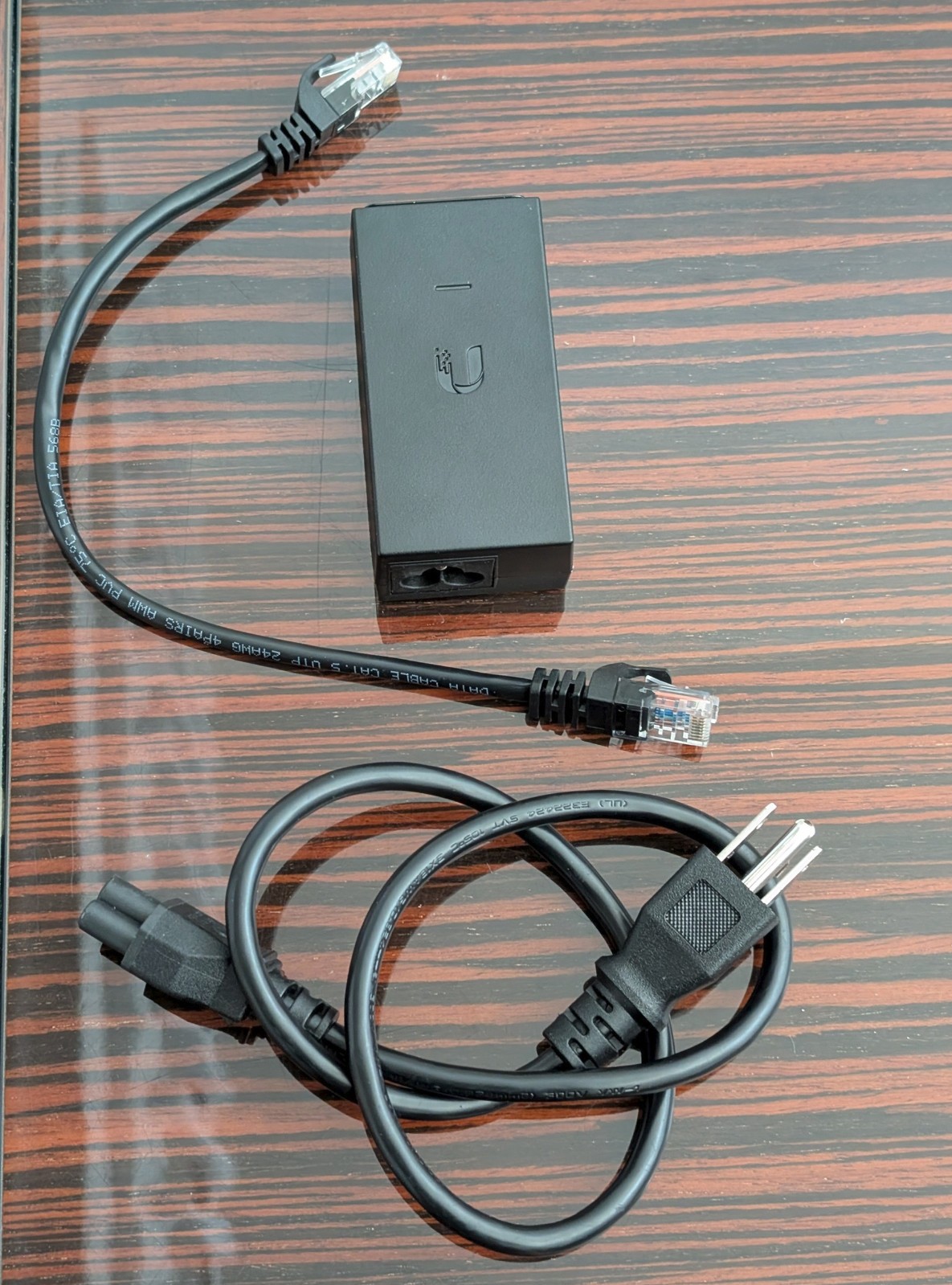 Ubiquiti GP-A240-050G 24V Switching Gigabit Power Supply POE Black
