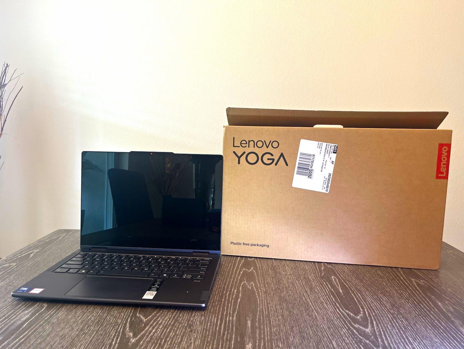 Lenovo Yoga 7 2-in-1 14IML9 14" Core Ultra 7 155U 16GB 1TB W11H Touch Screen
