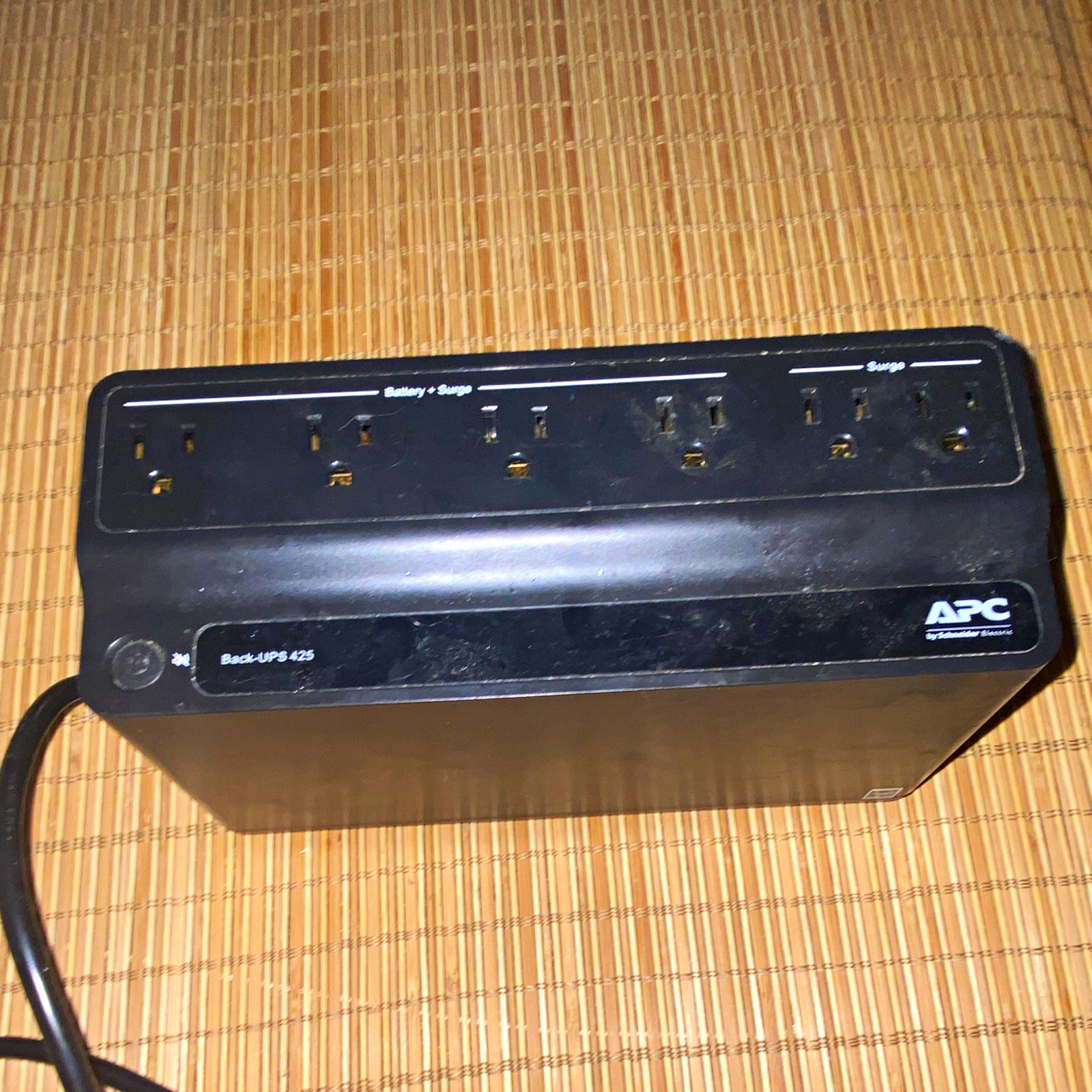 APC Back-UPS 425 BE425M 425VA 255W 6-Outlet 120V UPS Surge, Black