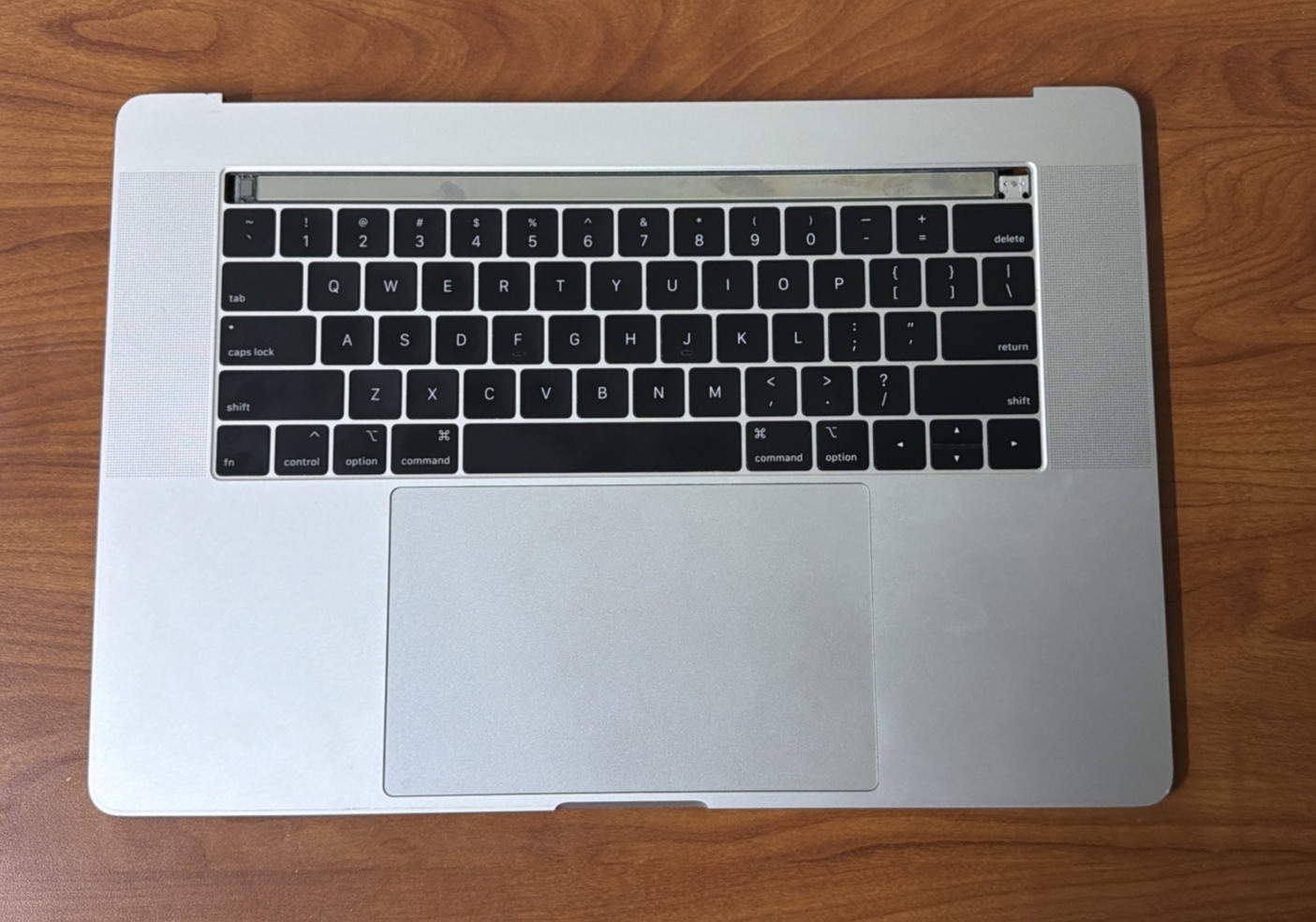 MacBook Pro 15" 2018 A1990 Top Case | Silver | Keyboard + Battery | No Touch Bar