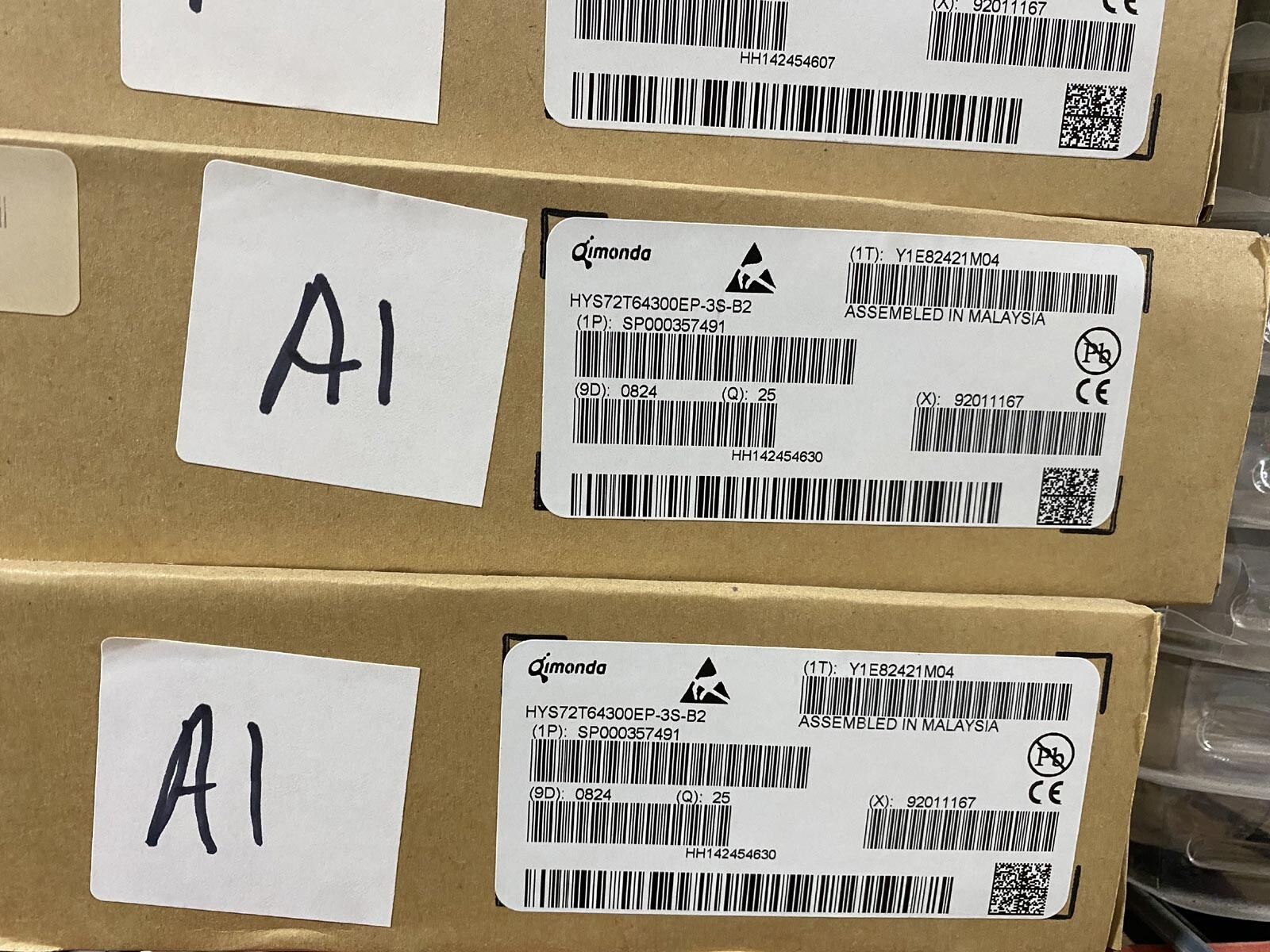 Box of 25 Qimonda HYS72T64300EP-3S-B2 512MB Original -Contact us for quantity